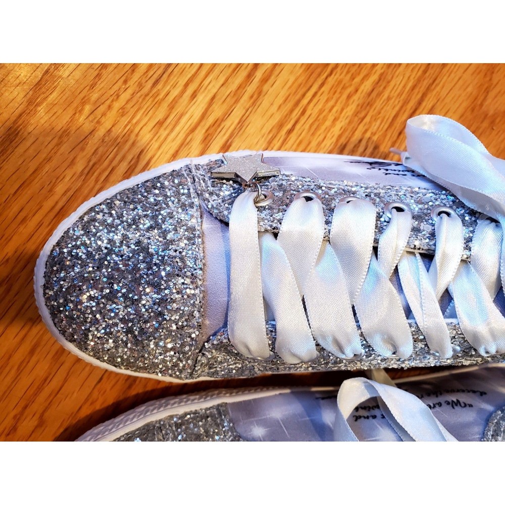 The Bradford Exchange Silver Sparkle Marilyn Monroe Sneakers Size 8 - Picture 4 of 11